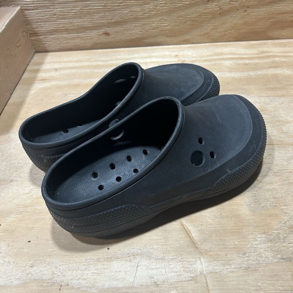Crocs Dual Comfort Clogs Women’s 9 Black Slip Resistant Work Shoes Slip On